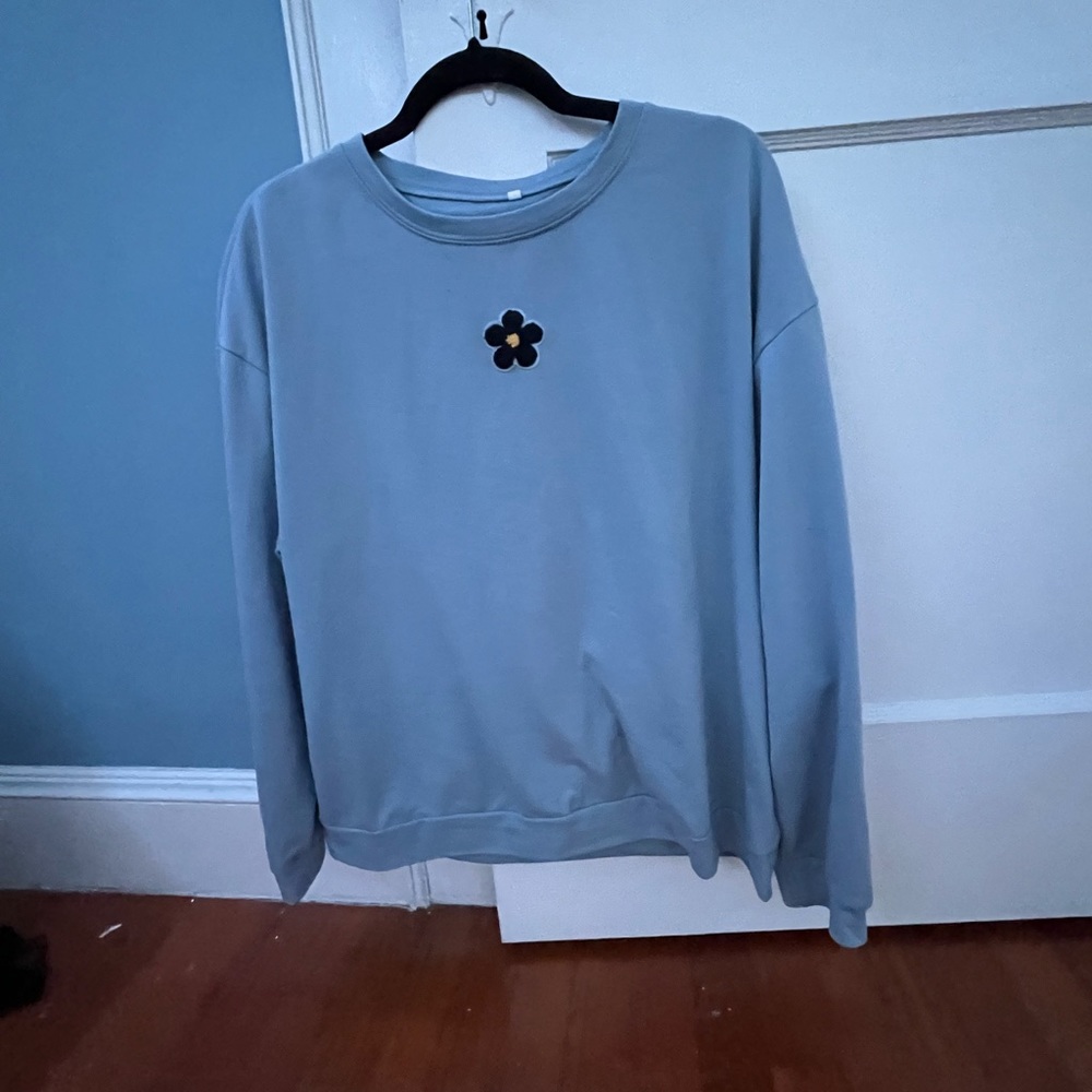 blue flower crew neck